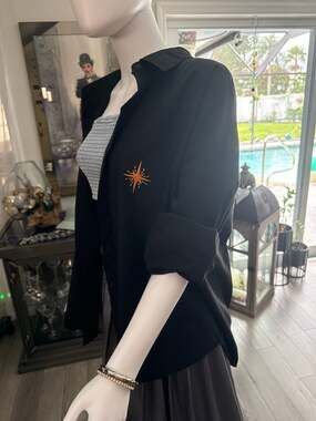 LIFE Black Embroidered Celestial Evil Eye Button Down Shirt XL